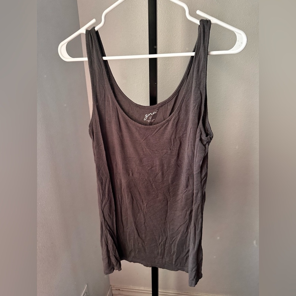 GNW size large tank top